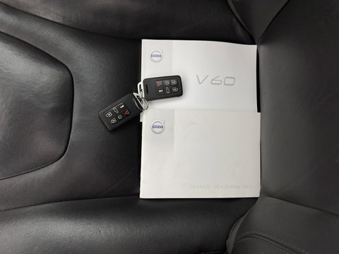 Volvo V60 2.0 D4 Polar+ Aut. *PANO | ADAPTIVE-CRUISE | LEATHER | XENON | BLINDSPOT | MEMORY-PACK | HEATED-COMFORTSEATS | NAVI-FULLMAP | CAMERA | 18''ALU | TOWBAR*