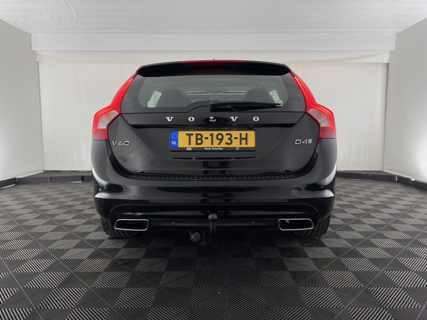 Volvo V60 2.0 D4 Polar+ Aut. *PANO | ADAPTIVE-CRUISE | LEATHER | XENON | BLINDSPOT | MEMORY-PACK | HEATED-COMFORTSEATS | NAVI-FULLMAP | CAMERA | 18''ALU | TOWBAR*