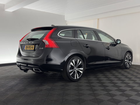 Volvo V60 2.0 D4 Polar+ Aut. *PANO | ADAPTIVE-CRUISE | LEATHER | XENON | BLINDSPOT | MEMORY-PACK | HEATED-COMFORTSEATS | NAVI-FULLMAP | CAMERA | 18''ALU | TOWBAR*