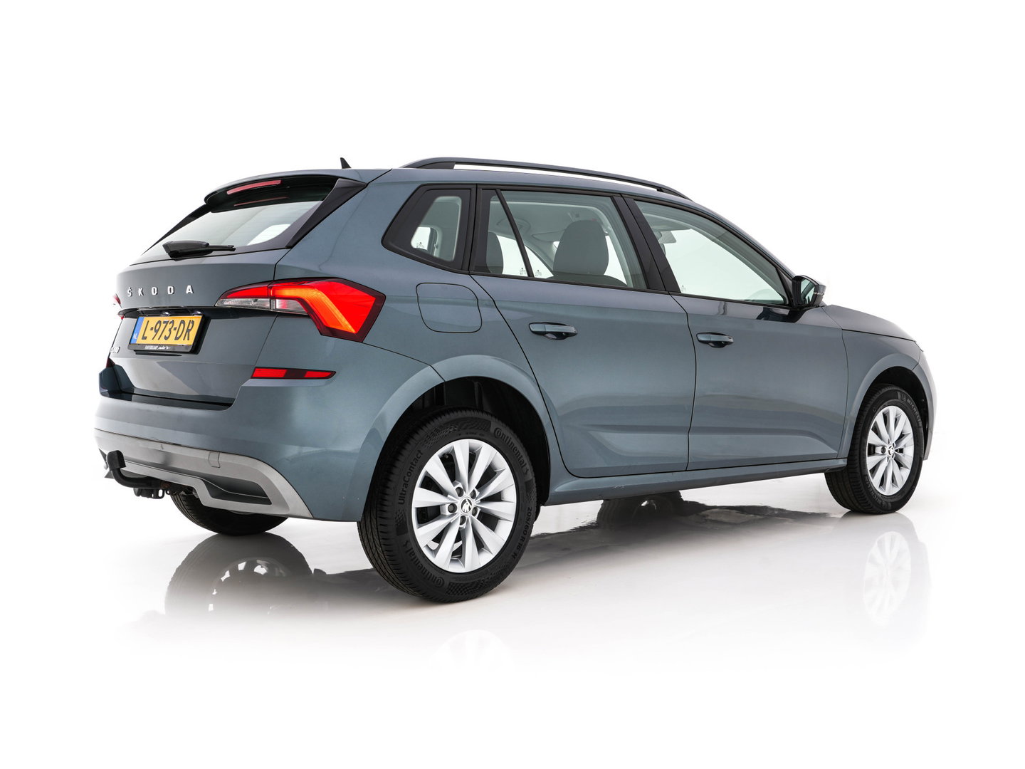 Škoda Kamiq 1.0 TSI Ambition (INCL.BTW) *FULL-LED | COMFORT-SEATS | AIRCO | CRUISE | DAB | 16''ALU | TOWBAR*