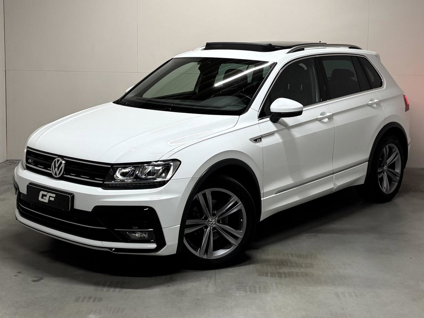 Volkswagen Tiguan 1.4 TSI ACT 2X R-Line Pano Virtual ACC NAP