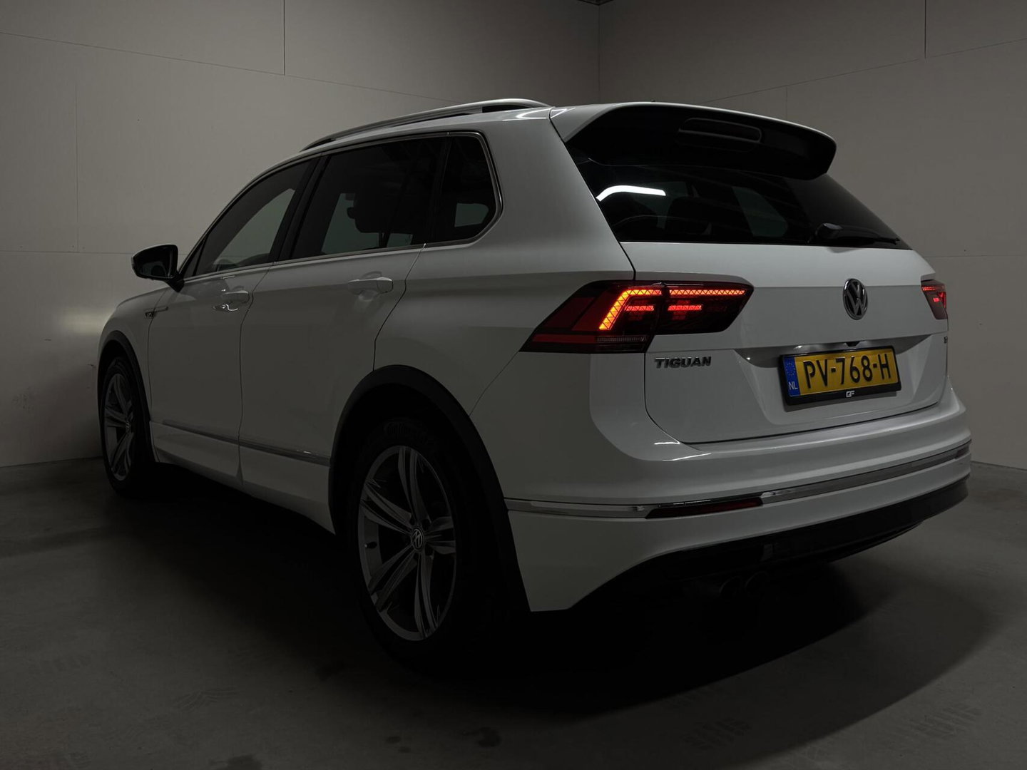 Volkswagen Tiguan 1.4 TSI ACT 2X R-Line Pano Virtual ACC NAP