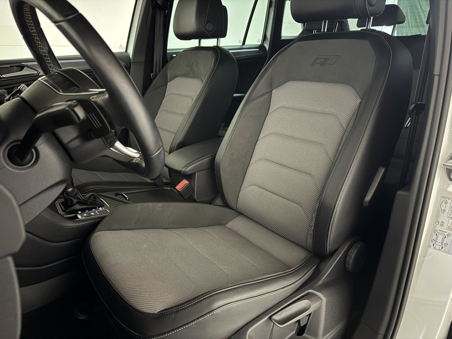 Volkswagen Tiguan 1.4 TSI ACT 2X R-Line Pano Virtual ACC NAP