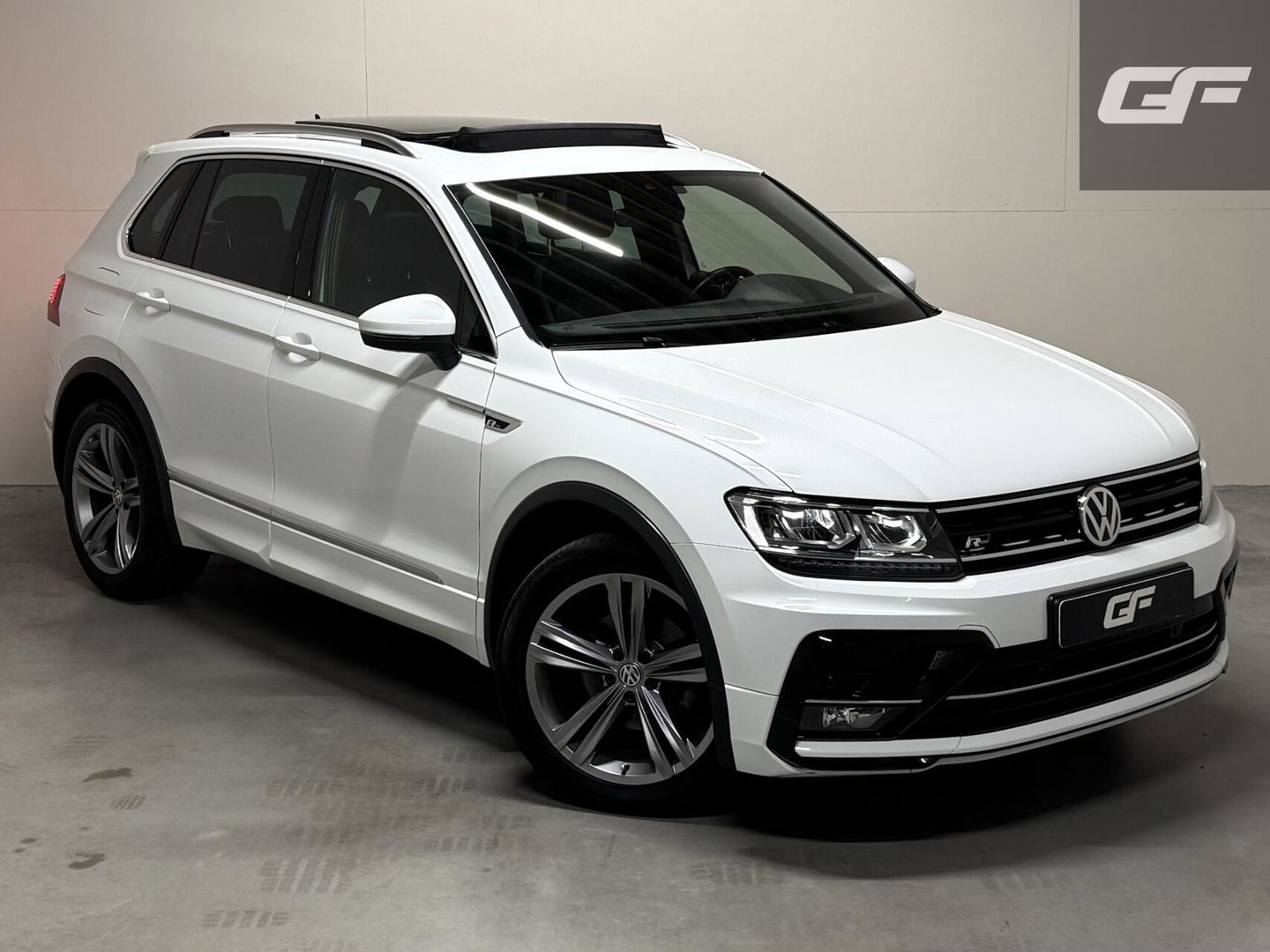 Volkswagen Tiguan 1.4 TSI ACT 2X R-Line Pano Virtual ACC NAP