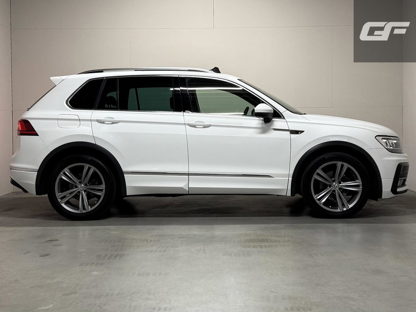 Volkswagen Tiguan 1.4 TSI ACT 2X R-Line Pano Virtual ACC NAP