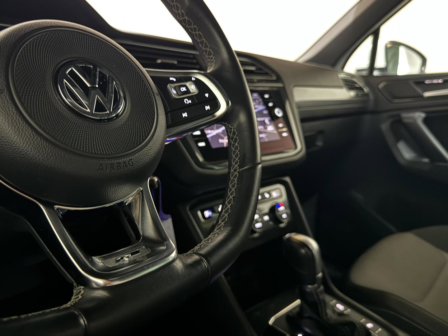 Volkswagen Tiguan 1.4 TSI ACT 2X R-Line Pano Virtual ACC NAP
