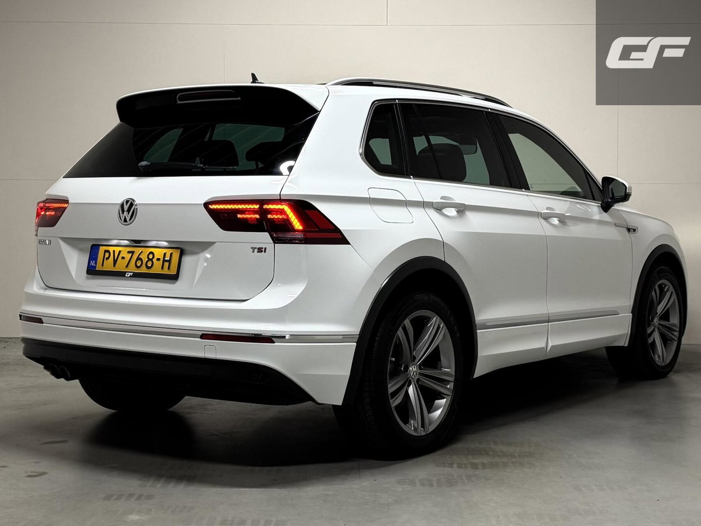 Volkswagen Tiguan 1.4 TSI ACT 2X R-Line Pano Virtual ACC NAP