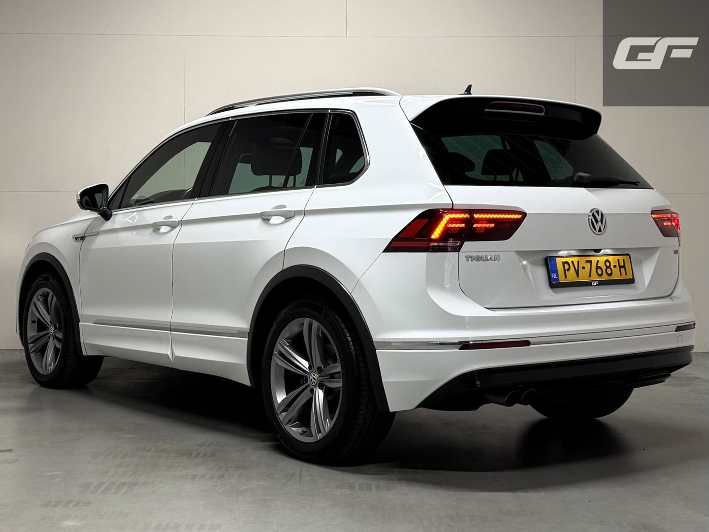 Volkswagen Tiguan 1.4 TSI ACT 2X R-Line Pano Virtual ACC NAP