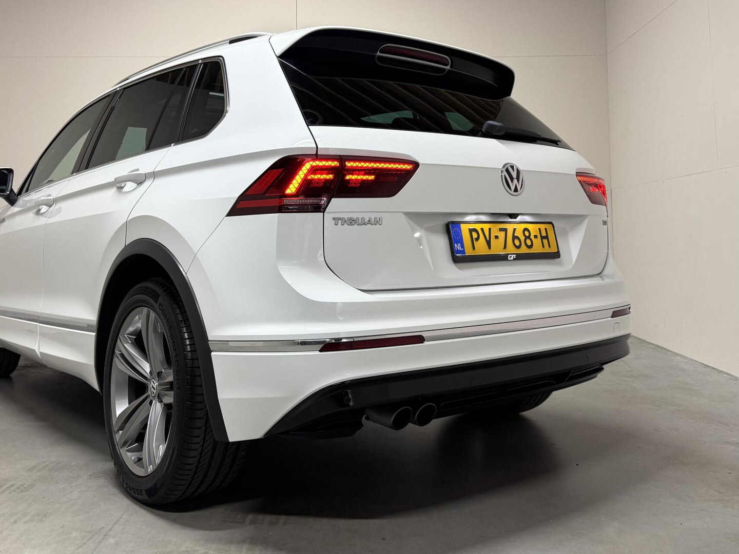 Volkswagen Tiguan 1.4 TSI ACT 2X R-Line Pano Virtual ACC NAP