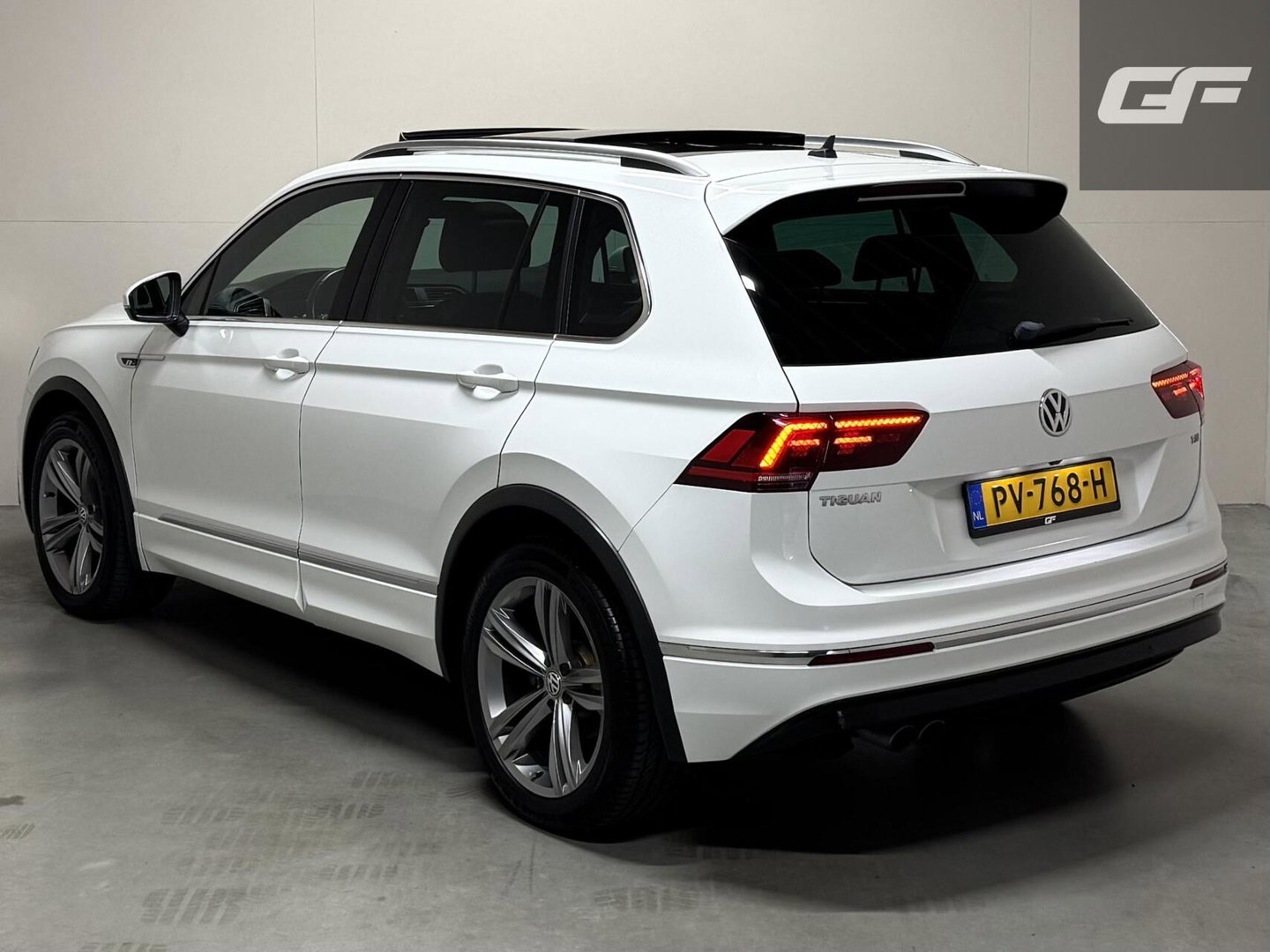 Volkswagen Tiguan 1.4 TSI ACT 2X R-Line Pano Virtual ACC NAP