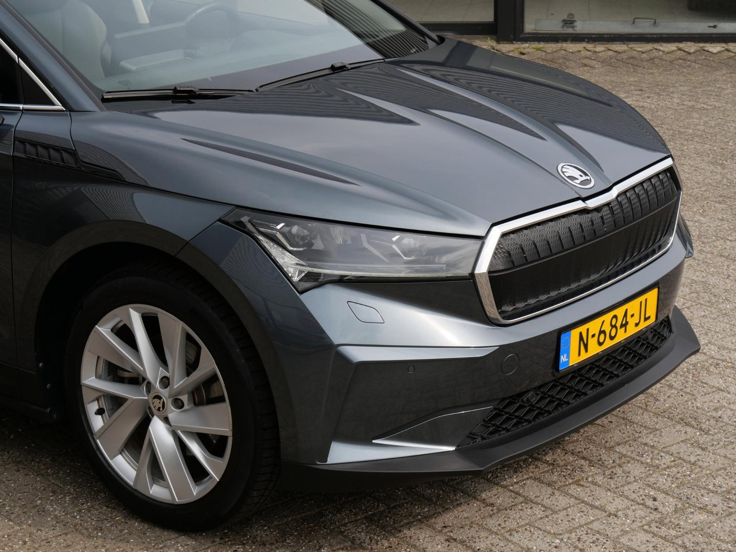 Škoda Enyaq iV 60 COMFORT PACK/ CLIMATE PACK/ PARKEER PACK/ 20INCH VELGEN/ SOH 94%