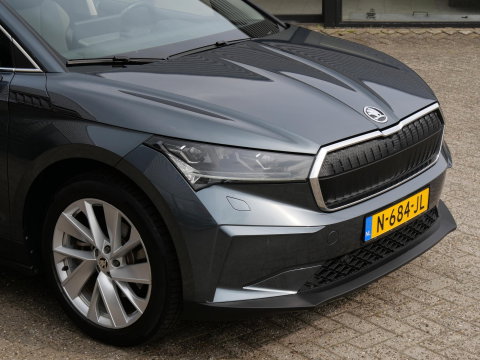 Škoda Enyaq iV 60 COMFORT PACK/ CLIMATE PACK/ PARKEER PACK/ 20INCH VELGEN/ SOH 94%