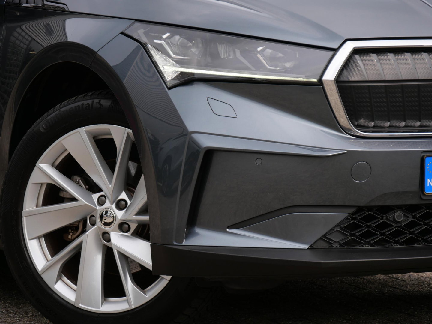 Škoda Enyaq iV 60 COMFORT PACK/ CLIMATE PACK/ PARKEER PACK/ 20INCH VELGEN/ SOH 94%
