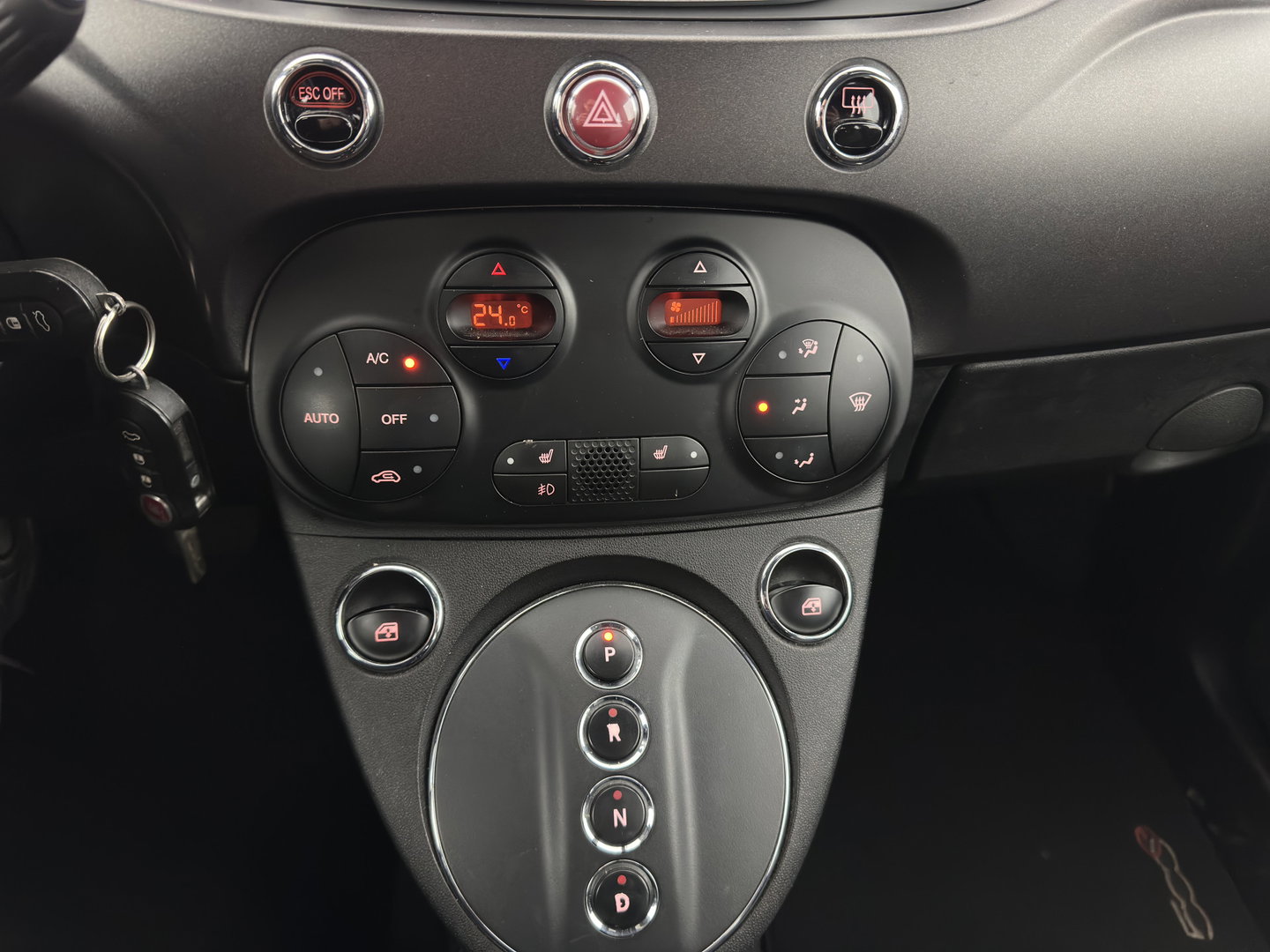Fiat 500 E 24kwh Aut. *NAVI-FULLMAP | LEATHER | DIGI-COCKPIT | ECC | PDC | CRUISE