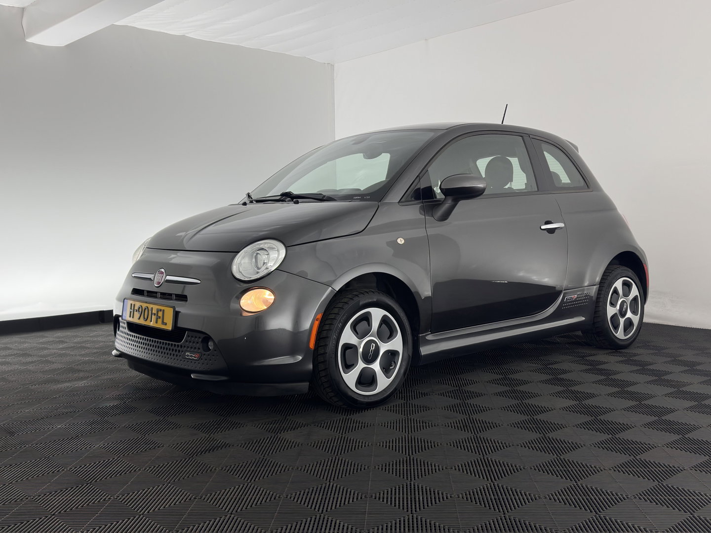 Fiat 500 E 24kwh Aut. *NAVI-FULLMAP | LEATHER | DIGI-COCKPIT | ECC | PDC | CRUISE