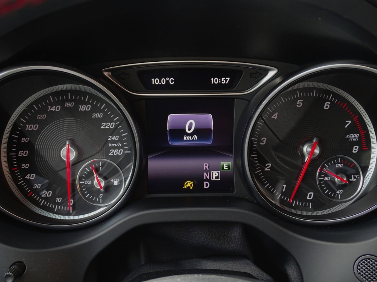 Mercedes-Benz CLA-Klasse 180 automaat / AMG Ed. 1 LED *NAP*