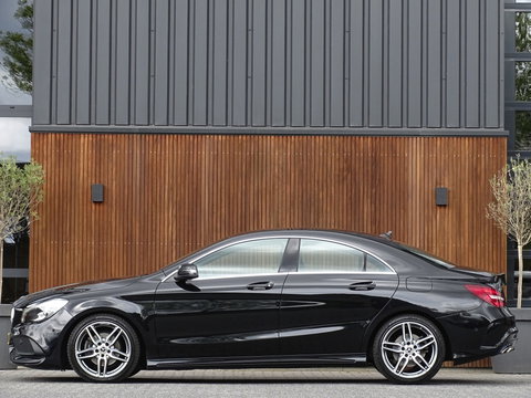 Mercedes-Benz CLA-Klasse 180 automaat / AMG Ed. 1 LED *NAP*