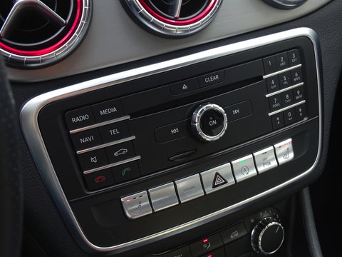 Mercedes-Benz CLA-Klasse 180 automaat / AMG Ed. 1 LED *NAP*