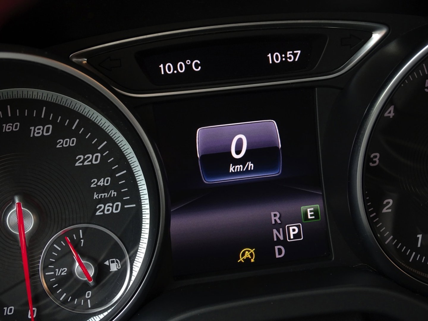 Mercedes-Benz CLA-Klasse 180 automaat / AMG Ed. 1 LED *NAP*