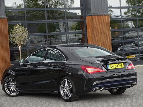 Mercedes-Benz CLA-Klasse 180 automaat / AMG Ed. 1 LED *NAP*