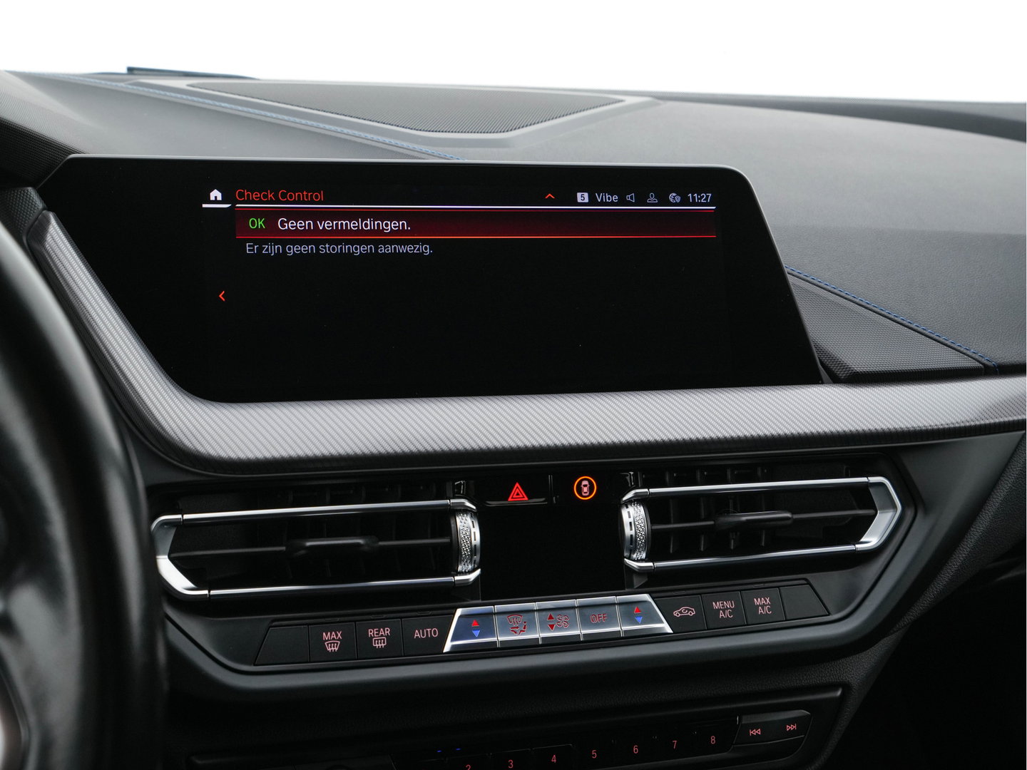 BMW 1-serie 118i Executive Edition M-Sportpack (INCL.BTW) *SPORT-SEATS | FULL-LED | DIGI-COCKPIT | HIFI-SOUND | CAMERA | NAVI-FULLMAP | AMBIENT-LIGHT | PRIVACY-GLASS | ECC | PDC | CRUISE | 18''ALU*