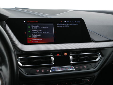 BMW 1-serie 118i Executive Edition M-Sportpack (INCL.BTW) *SPORT-SEATS | FULL-LED | DIGI-COCKPIT | HIFI-SOUND | CAMERA | NAVI-FULLMAP | AMBIENT-LIGHT | PRIVACY-GLASS | ECC | PDC | CRUISE | 18''ALU*