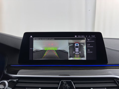BMW 5 Serie 530e iPerformance eDrive Edition (INCL.BTW) Aut. *HEAD-UP | LUXURY-LEATHER | FULL-LED | SOFT-CLOSE | TOP-VIEW | MEMORY-PACK | DIGI-COCKPIT | NAVI-FULLMAP | HEATED-COMFORTSEATS | PRIVACY-GLASS | ECC | PDC | 18''ALU*