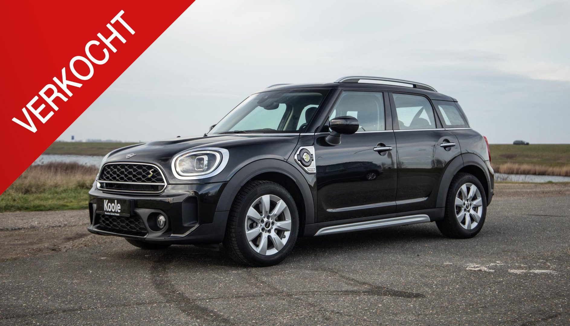 MINI Countryman 1.5 Cooper S E ALL4 Essential CAMERA / NAVI / CARPLAY / AIRCO / ZWART / STOELVERWARMING