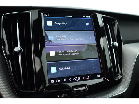 Volvo XC60 2.0 T6 Plug-in hybrid AWD Plus Dark SOH 97,7% | Pano | Memory Seats | Elek. Trekhaak | Camera | Stoel- Stuurverw. | 21'' | Pilot Assist