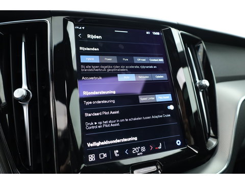 Volvo XC60 2.0 T6 Plug-in hybrid AWD Plus Dark SOH 97,7% | Pano | Memory Seats | Elek. Trekhaak | Camera | Stoel- Stuurverw. | 21'' | Pilot Assist