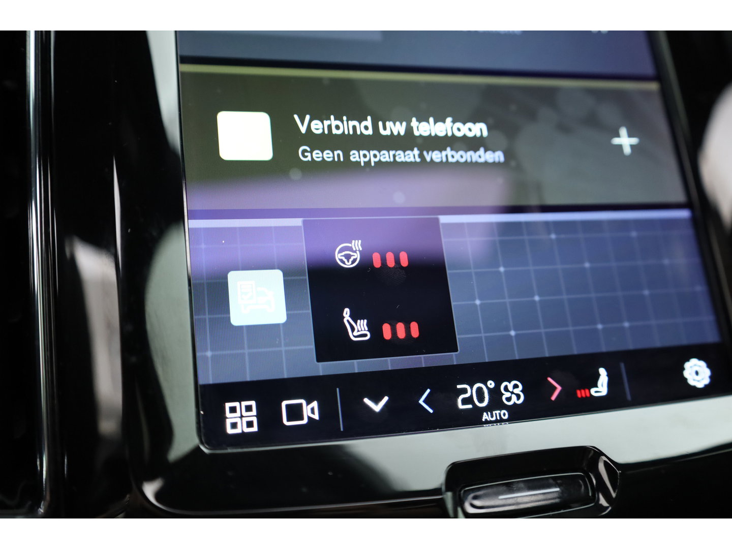 Volvo XC60 2.0 T6 Plug-in hybrid AWD Plus Dark SOH 97,7% | Pano | Memory Seats | Elek. Trekhaak | Camera | Stoel- Stuurverw. | 21'' | Pilot Assist