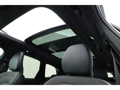 Volvo XC60 2.0 T6 Plug-in hybrid AWD Plus Dark SOH 97,7% | Pano | Memory Seats | Elek. Trekhaak | Camera | Stoel- Stuurverw. | 21'' | Pilot Assist