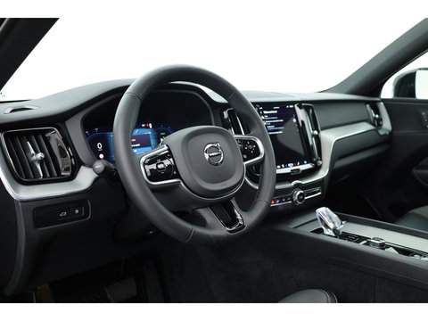 Volvo XC60 2.0 T6 Plug-in hybrid AWD Plus Dark SOH 97,7% | Pano | Memory Seats | Elek. Trekhaak | Camera | Stoel- Stuurverw. | 21'' | Pilot Assist