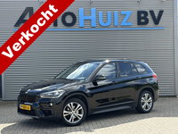 BMW X1 - sDrive18i Executive Sportstoelen LED Trekhaak 18 Inch Navigatie Stoelverwarming Lendesteunverstelling