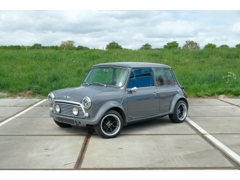 MINI Austin Mini 1100 Special | RESTOMOD