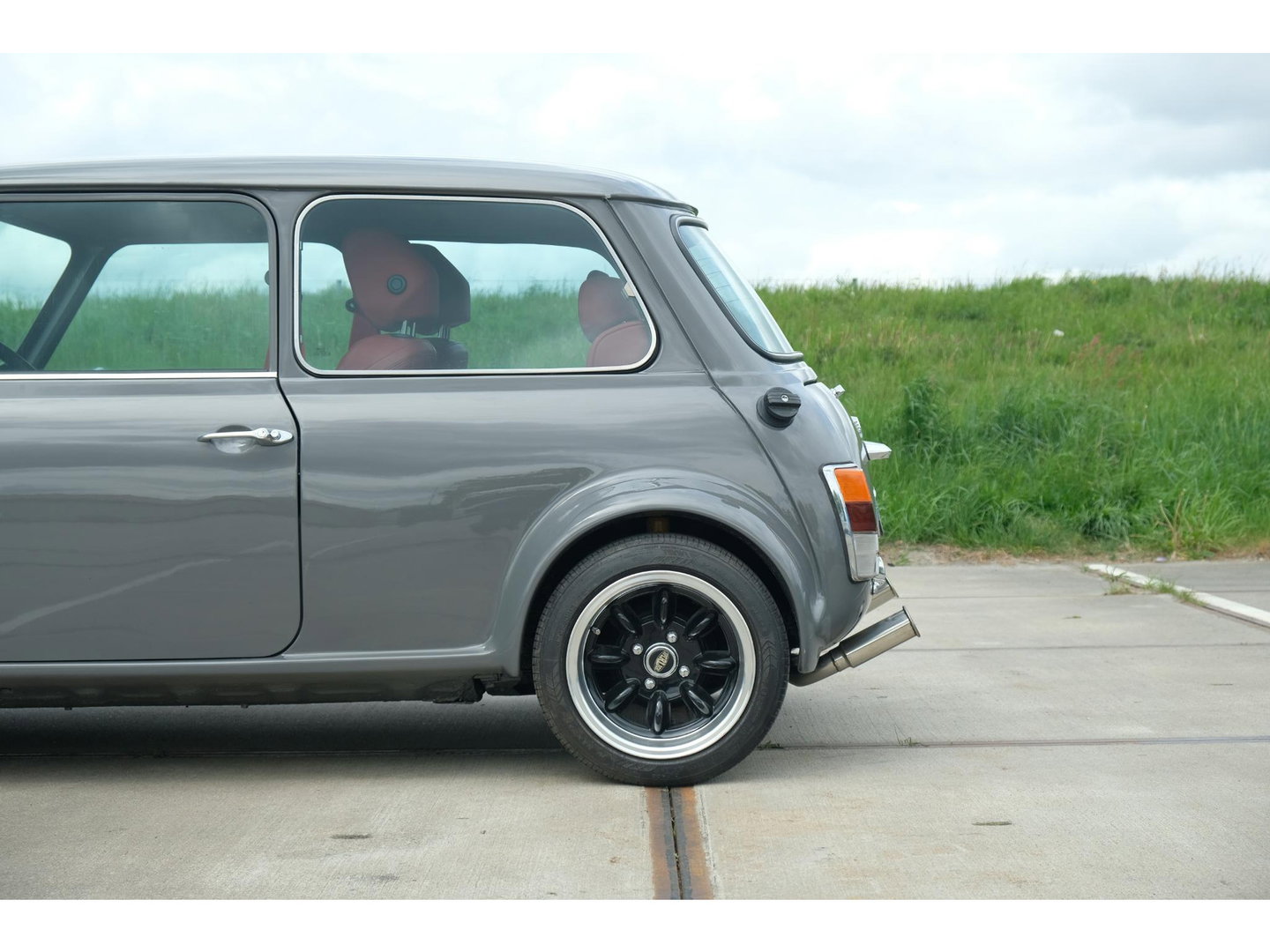 MINI Austin Mini 1100 Special | RESTOMOD