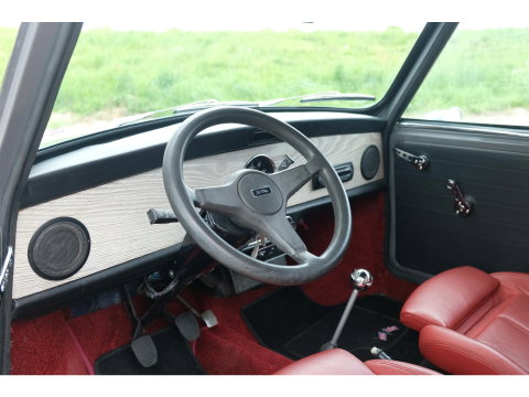MINI Austin Mini 1100 Special | RESTOMOD