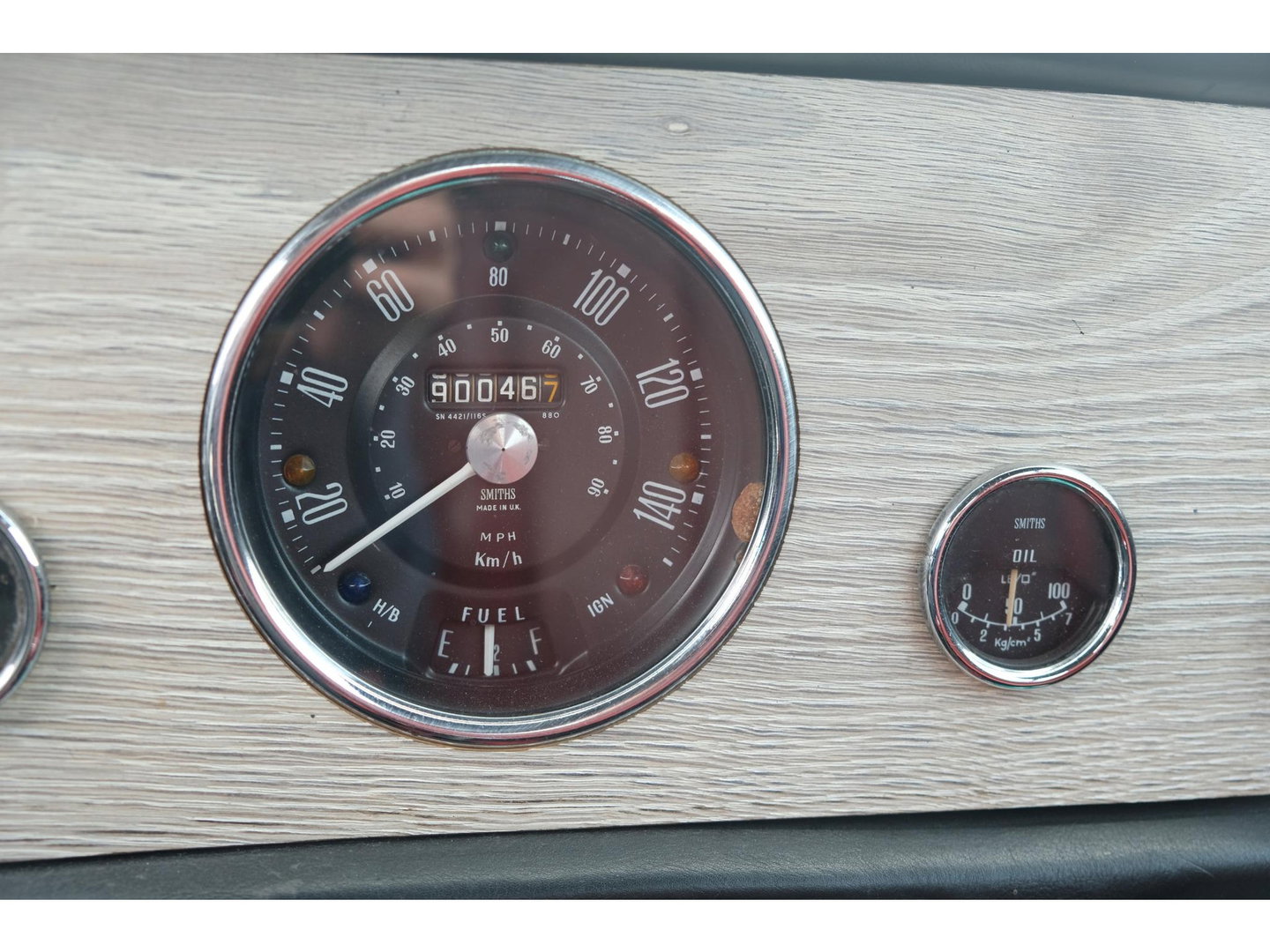 MINI Austin Mini 1100 Special | RESTOMOD