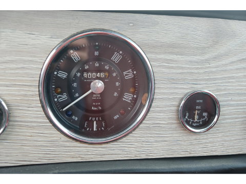 MINI Austin Mini 1100 Special | RESTOMOD
