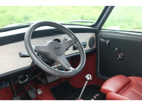 MINI Austin Mini 1100 Special | RESTOMOD
