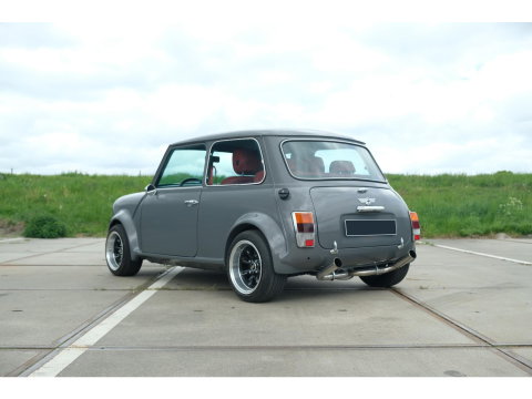 MINI Austin Mini 1100 Special | RESTOMOD
