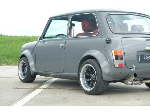 MINI Austin Mini 1100 Special | RESTOMOD