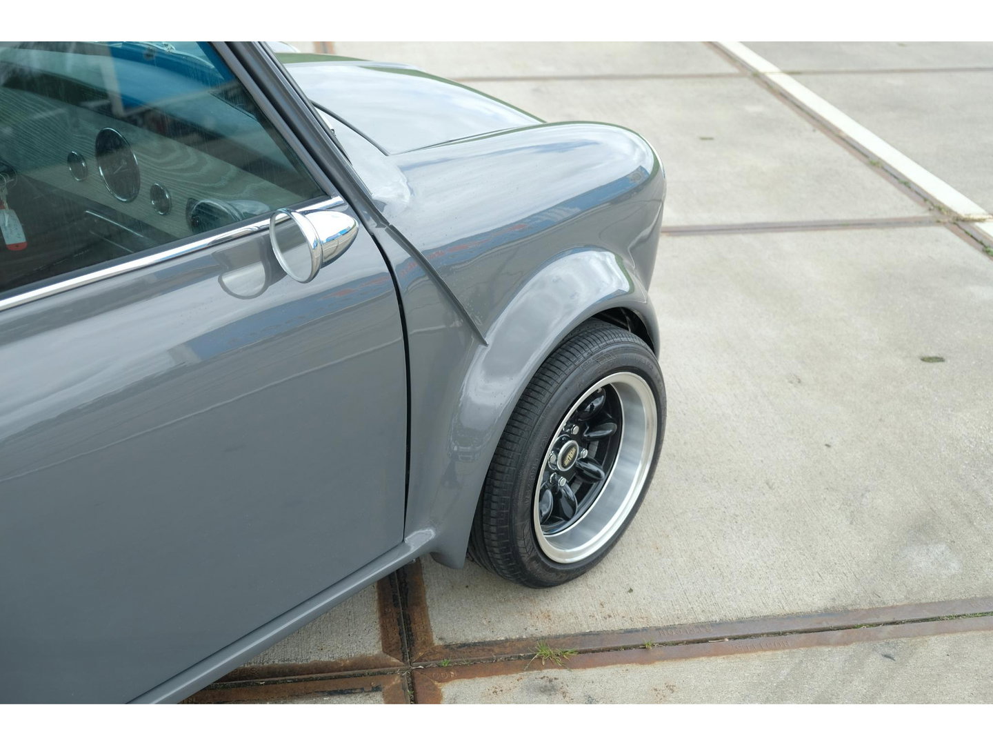 MINI Austin Mini 1100 Special | RESTOMOD
