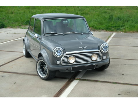 MINI Austin Mini 1100 Special | RESTOMOD