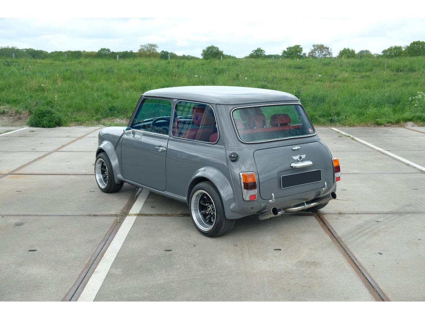 MINI Austin Mini 1100 Special | RESTOMOD
