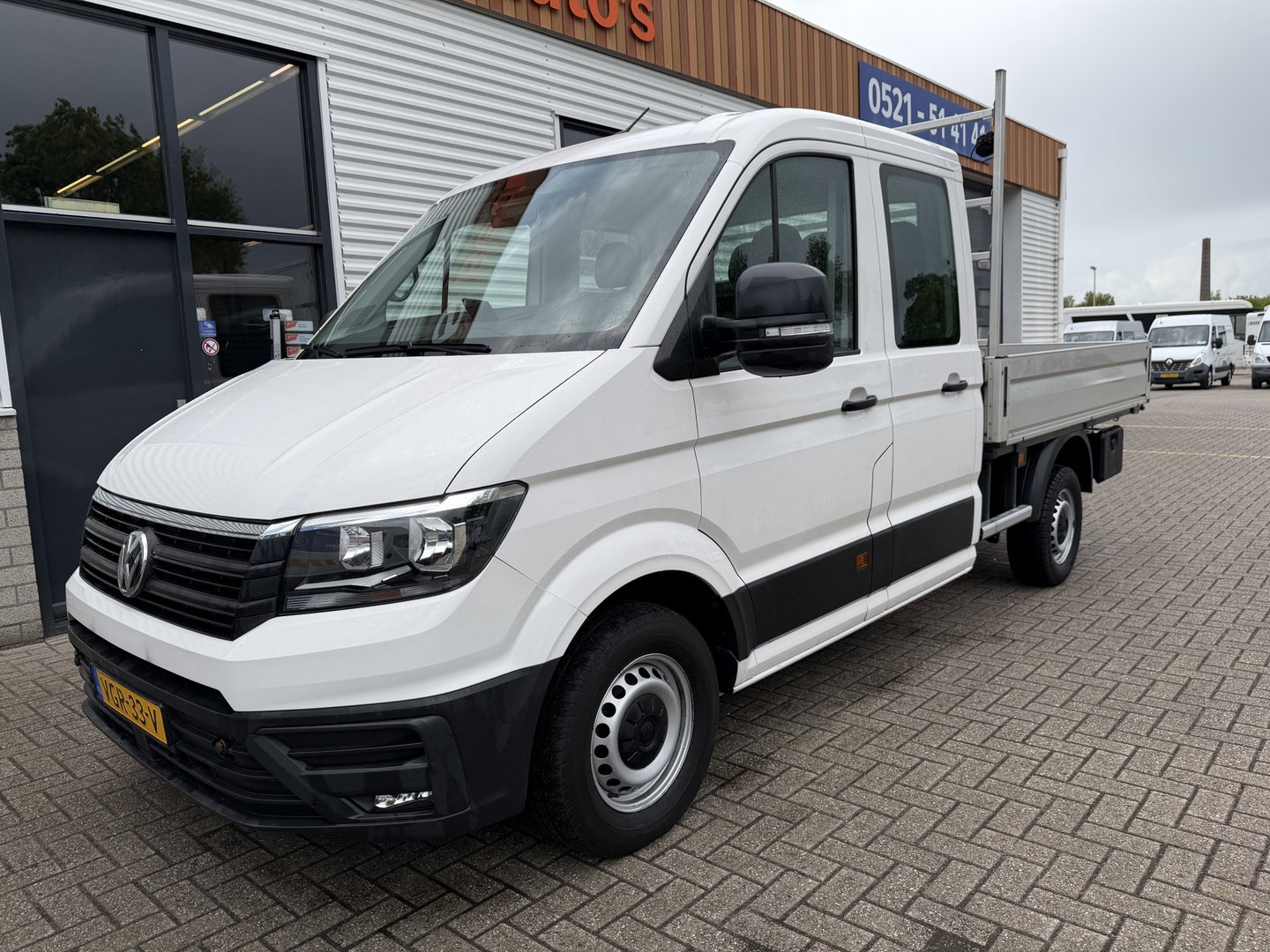 Volkswagen Crafter 35 2.0 TDI 177pk L3 EL DC 6 persoons Comfortline / RWD achterwielaandrijving / euro 6 / lease vanaf € / trekhaak 3500kg / camera / bpm vrij / vaste prijs rijklaar € 23.950 ex btw