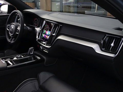 Volvo S60 T8 405PK Polestar Engineerd AWD / Brembo / Harman Kardon / LED
