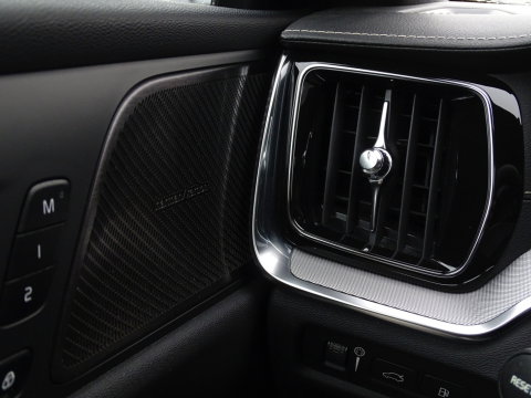 Volvo S60 T8 405PK Polestar Engineerd AWD / Brembo / Harman Kardon / LED