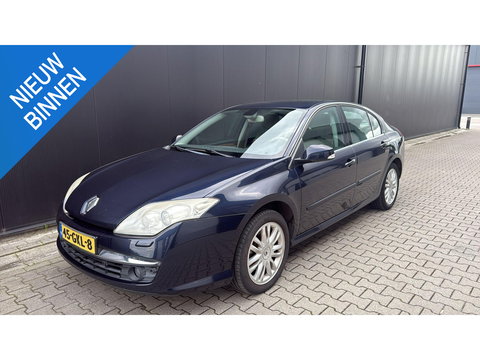 Renault Laguna 2.0 16V T 170PK Initiale Aut. Leer stoelverwarming Cruise Keyless
