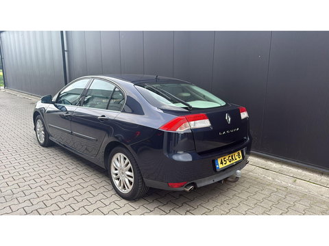 Renault Laguna 2.0 16V T 170PK Initiale Aut. Leer stoelverwarming Cruise Keyless